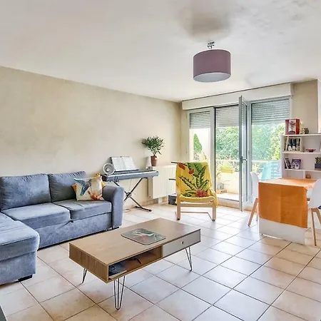 Bright And Pleasant With A Balcony! Toulouse